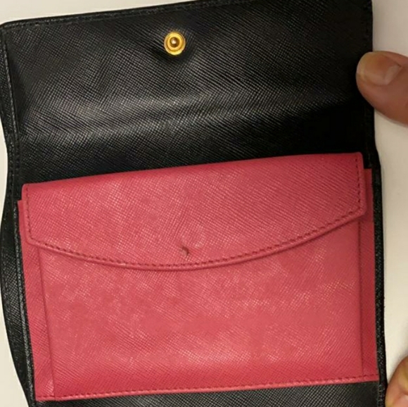 SOLD Prada wallet - Picture 5 of 8